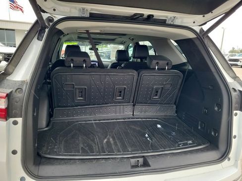 Used 2021 Chevrolet Traverse High Country FWD image 6
