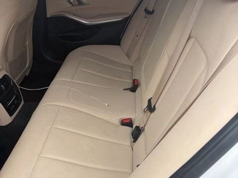 Used 2020 BMW 330i Sedan w/ Convenience Package image 3