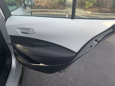 Used 2025 Toyota Corolla SE image 11