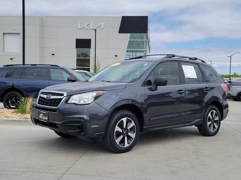 Used 2017 Subaru Forester 2.5i w/ Alloy Wheel Package AWD/4WD image 1