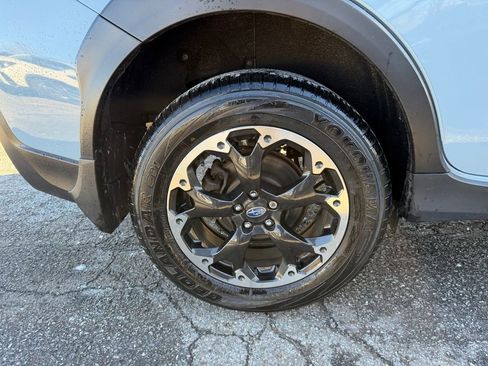 Used 2023 Subaru Crosstrek 2.0i image 12