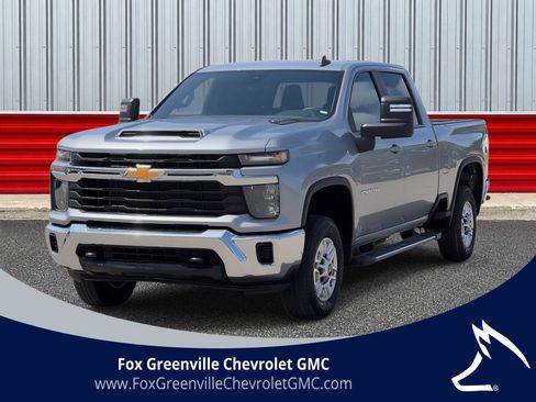 Used 2026 Chevrolet Silverado 2500 LT w/ Snow Plow Prep/Camper Package AWD/4WD image 1