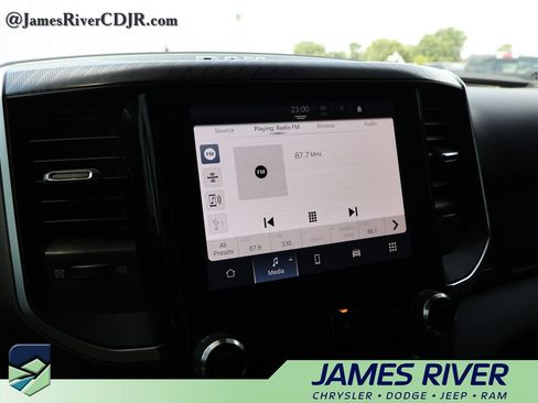 Used 2026 RAM 1500 Big Horn w/ Night Edition AWD/4WD image 33