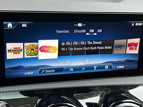 Certified 2025 Mercedes-Benz CLA 250 4MATIC image 24