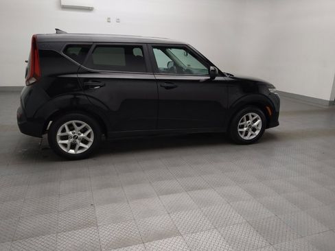 Used 2020 Kia Soul S image 10