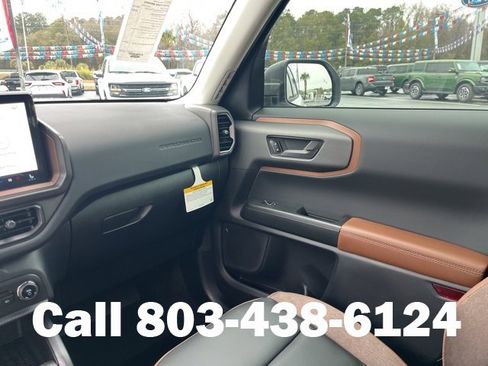 New 2025 Ford Bronco Sport Outer Banks image 18