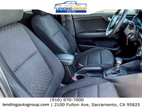 Used 2019 Kia Rio S FWD image 15