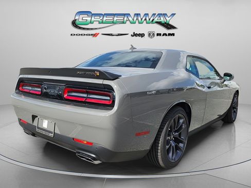 Used 2023 Dodge Challenger R/T Scat Pack RWD image 3