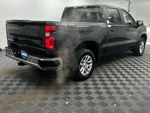 Used 2022 Chevrolet Silverado 1500 LT image 11