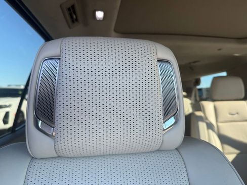 Certified 2025 Cadillac Escalade Premium Luxury Platinum w/ LPO, Floor Liner Package image 32