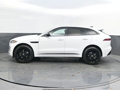 New 2026 Jaguar F-PACE R-Dynamic S image 2