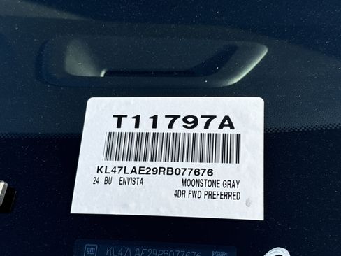 Used 2024 Buick Envista Preferred image 34