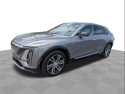 Used 2023 Cadillac Lyriq 2WD image 8