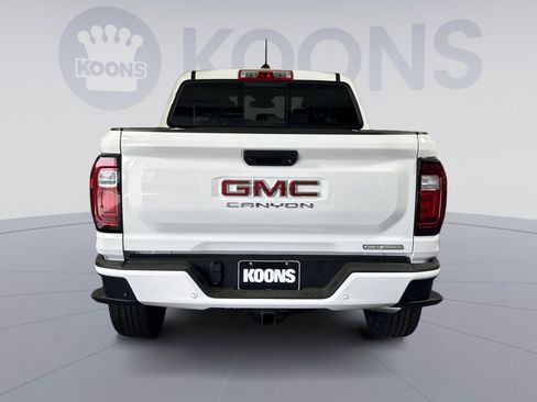 New 2026 GMC Canyon Elevation image 5