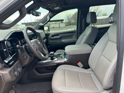 Used 2024 Chevrolet Silverado 1500 LTZ w/ LTZ Premium Texas Edition image 19