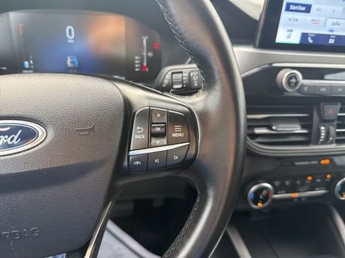 Used 2024 Ford Escape Active image 18