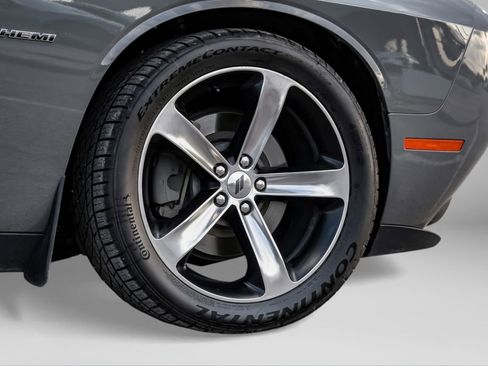 Used 2018 Dodge Challenger R/T image 55