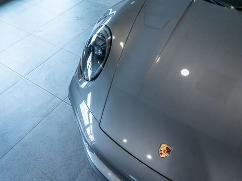 Certified 2023 Porsche 911 Targa 4 GTS AWD/4WD image 31