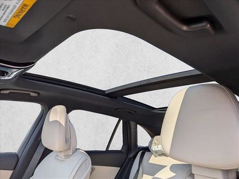 New 2026 Mercedes-Benz GLC 300 4MATIC image 16