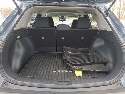 Used 2023 Toyota Corolla Cross LE image 27