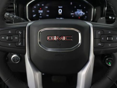 New 2026 GMC Sierra 1500 SLT image 13