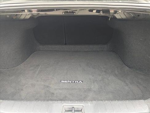 Used 2023 Nissan Sentra SV image 6