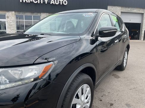 Used 2015 Nissan Rogue S AWD/4WD image 2