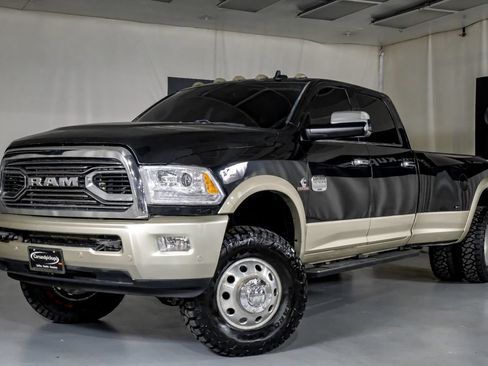 Used 2018 RAM 3500 Laramie Longhorn w/ Protection Group AWD/4WD image 4