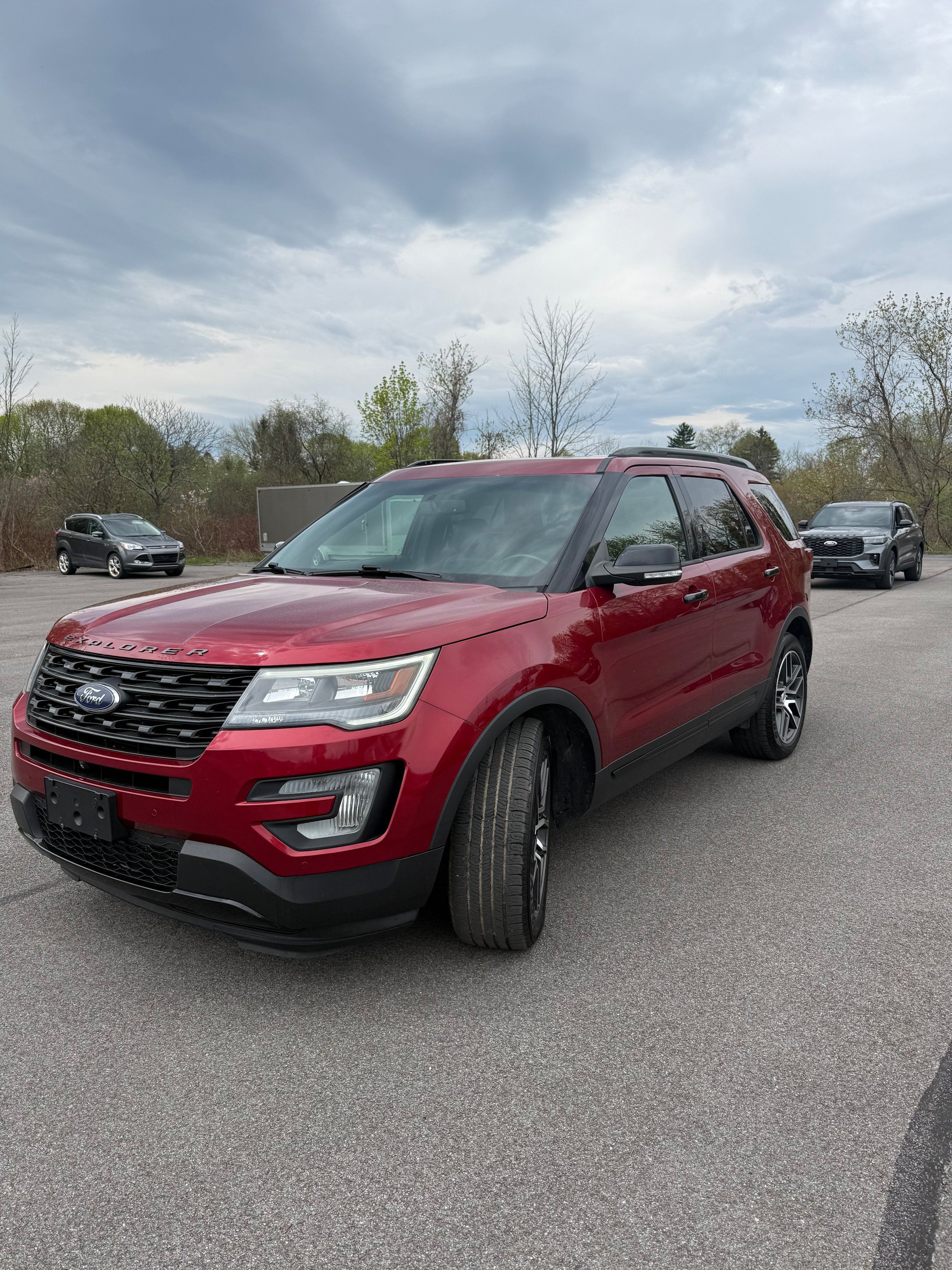 Used 2016 Ford Explorer Sport w/ Equipment Group 401A AWD/4WD image 2