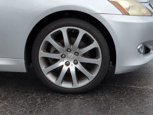 Used 2010 Lexus IS 250C RWD image 11