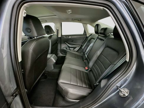 Used 2024 Volkswagen Jetta SE w/ Panoramic Sunroof Package FWD image 29