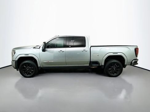 Used 2024 GMC Sierra 2500 AT4 w/ AT4 Premium Plus Package AWD/4WD image 4