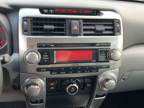 Used 2013 Toyota 4Runner SR5 w/ Convenience Pkg AWD/4WD image 22