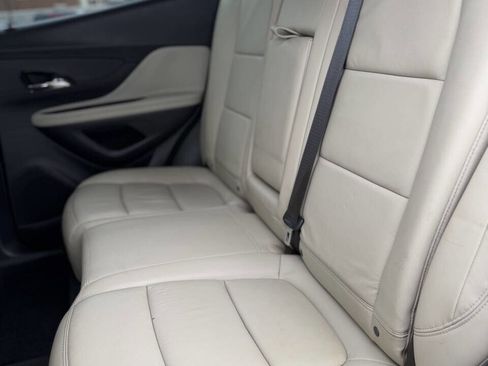 Used 2017 Buick Encore Essence image 3