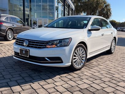 Used 2017 Volkswagen Passat 1.8T SE