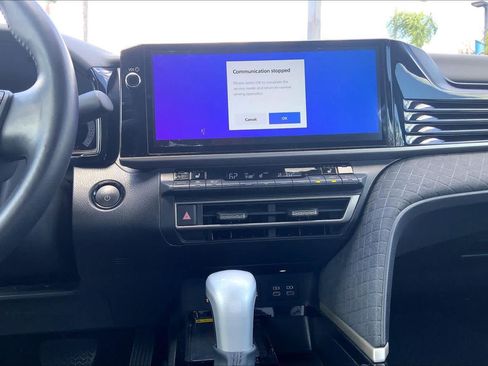Certified 2025 Toyota Camry XLE FWD image 32