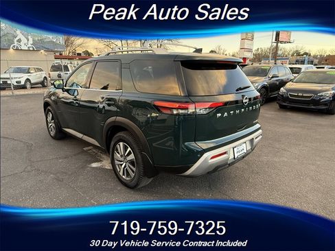 Used 2022 Nissan Pathfinder SL image 5