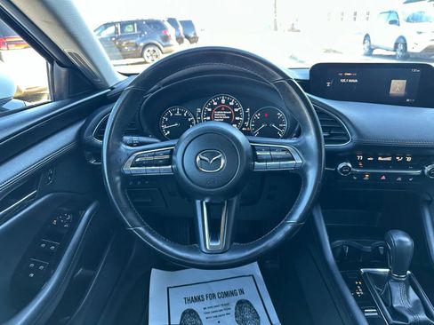 Used 2022 MAZDA MAZDA3 s image 34