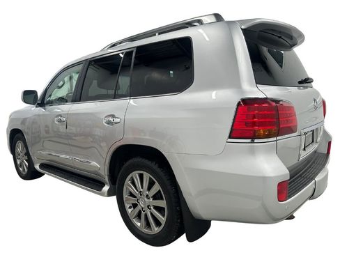 Used 2011 Lexus LX 570 4WD image 6