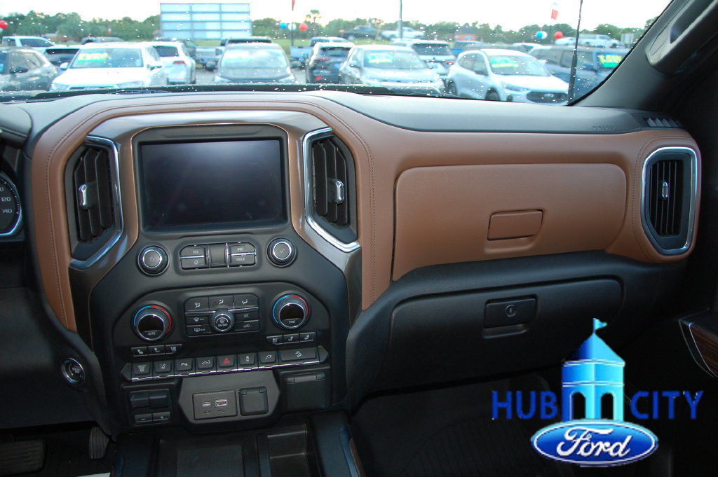 Used 2022 Chevrolet Silverado 2500 High Country w/ Safety Package II AWD/4WD image 20