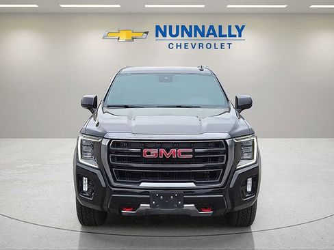 Used 2024 GMC Yukon AT4 AWD/4WD image 8