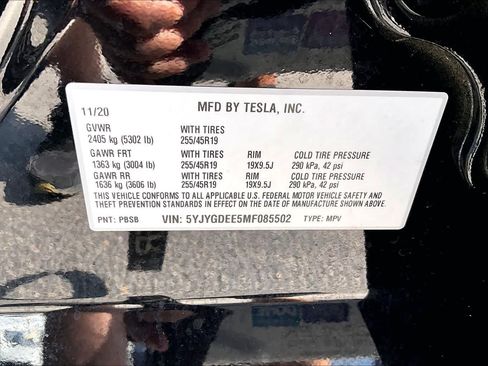 Used 2021 Tesla Model Y Long Range AWD/4WD image 31