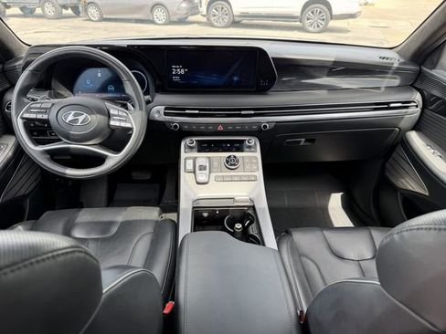 Used 2023 Hyundai Palisade Calligraphy image 15