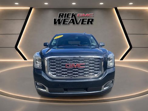 Used 2020 GMC Yukon Denali w/ Denali Premium Package AWD/4WD image 13