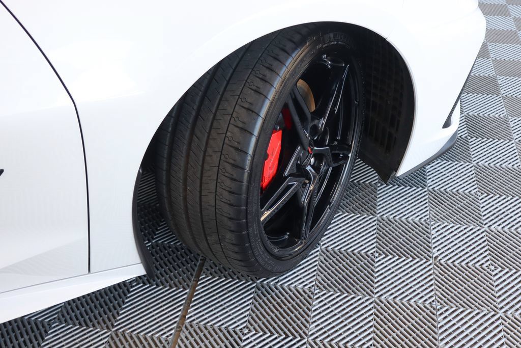 Used 2023 Chevrolet Corvette Stingray Premium Conv w/ Z51 Performance Package RWD image 48