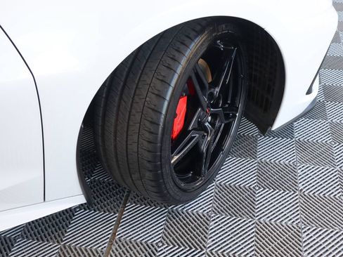 Used 2023 Chevrolet Corvette Stingray Premium Conv w/ Z51 Performance Package RWD image 48