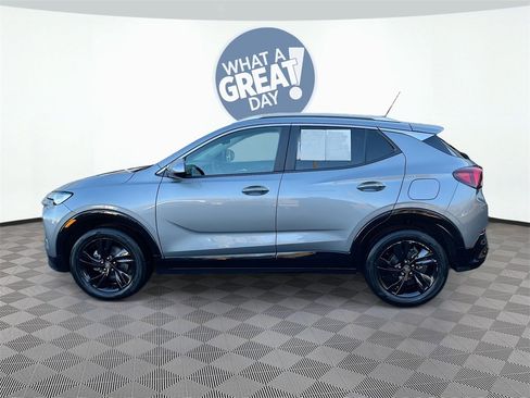 Used 2024 Buick Encore GX Sport Touring image 4
