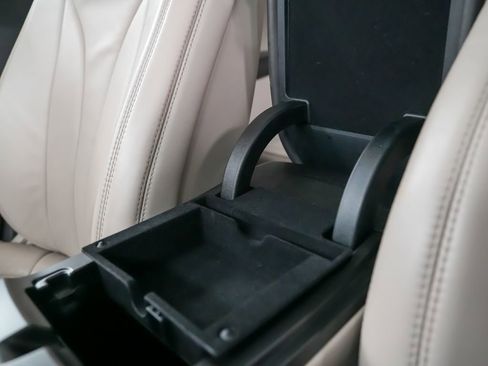 Used 2016 Lincoln MKX Reserve w/ Climate Package image 31