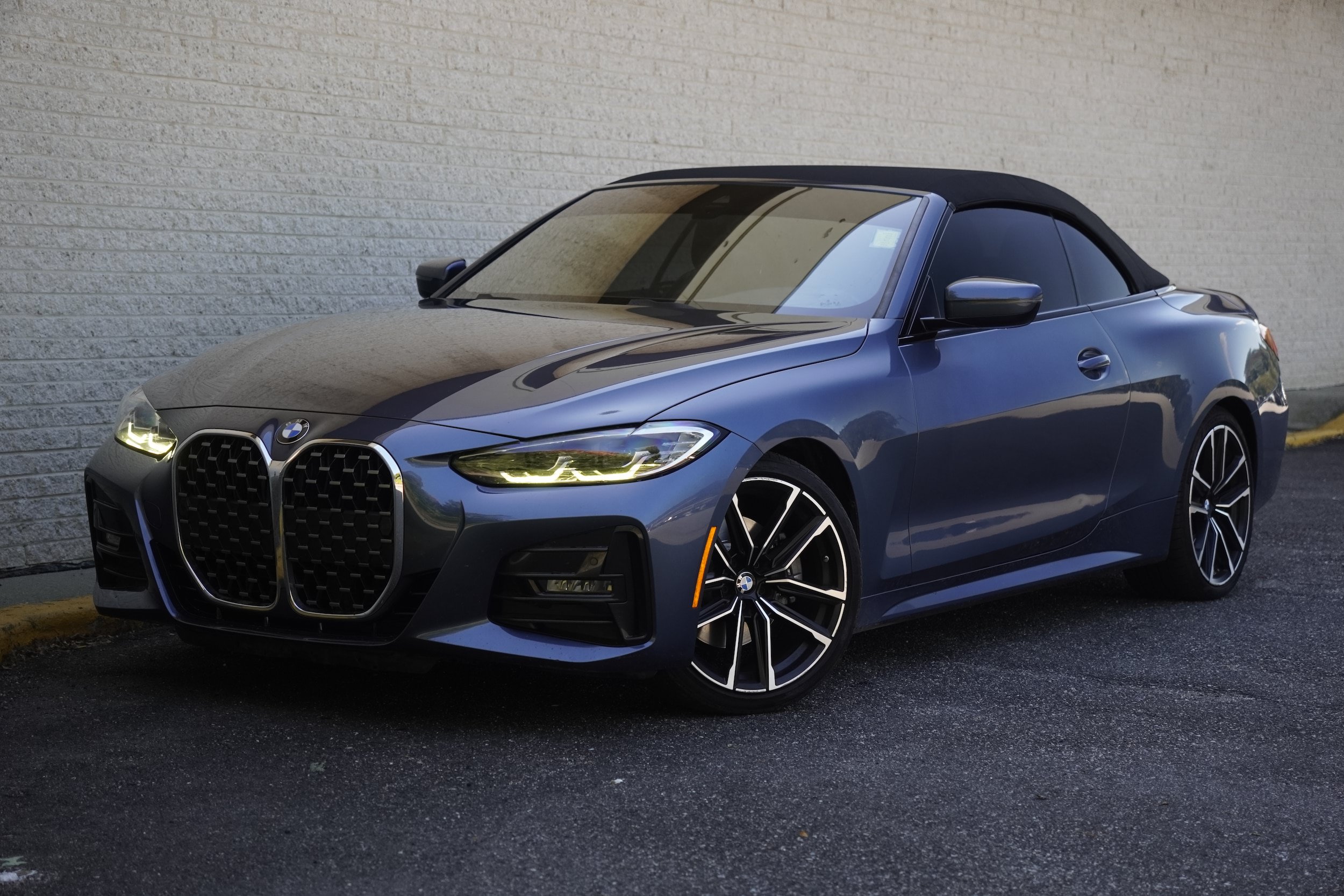 Used 2022 BMW 430i Convertible w/ M Sport Package RWD image 4