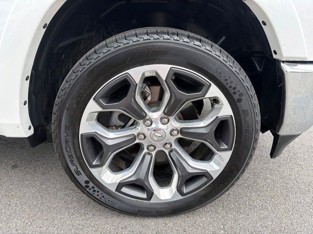 Used 2019 RAM 1500 Limited AWD/4WD image 14
